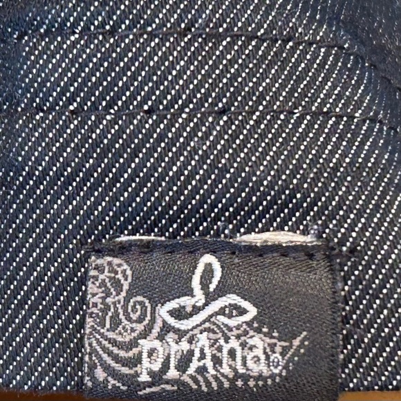 Prana Mixed Media Toni Jacket in Dark Indigo with Warm Arms in Black & Hoodie, S - Picture 13 of 16